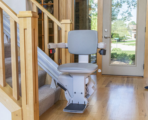 Bruno Elite Straight Stair Lift 1200x525 1